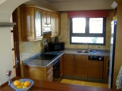View across Lounge & Breakfast Bar to Kitchen