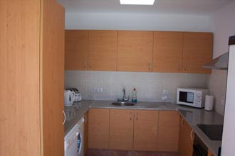 Fully Fitted Kitchen