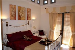 Master (en-suite) Bedroom - Patio Doors lead onto Terrace