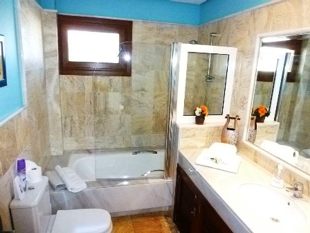 2nd Bathroom