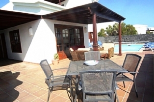 Smart, Comfortable outside furniture