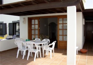 Area outsdie Lounge - Al-Fresco to Right