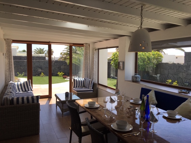 Al Fresco Dining Area - Can be Open or Closed