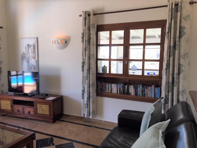 Another view of the lounge